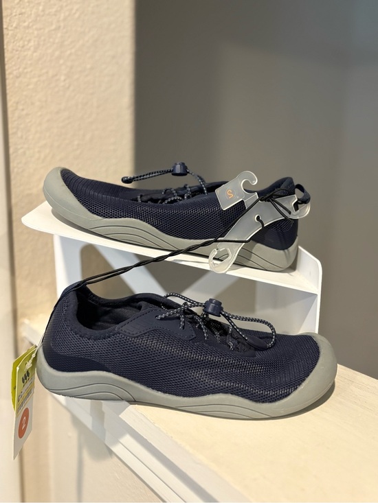 all in motion Other - Big Kids Berkley Adventure Water Shoes All in Motion™ Blue Bungee Toggle Sz 2